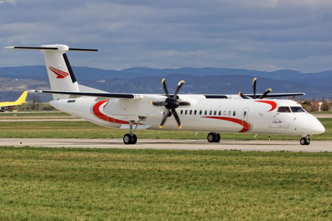 Q400